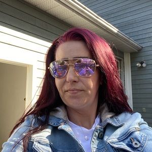 Meet your Posher, Jen